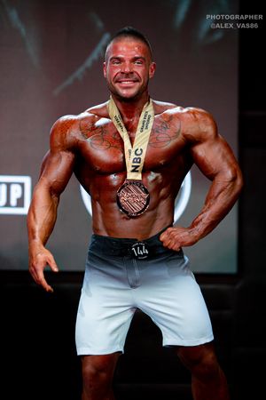 MEN`S PHYSIQUE 174